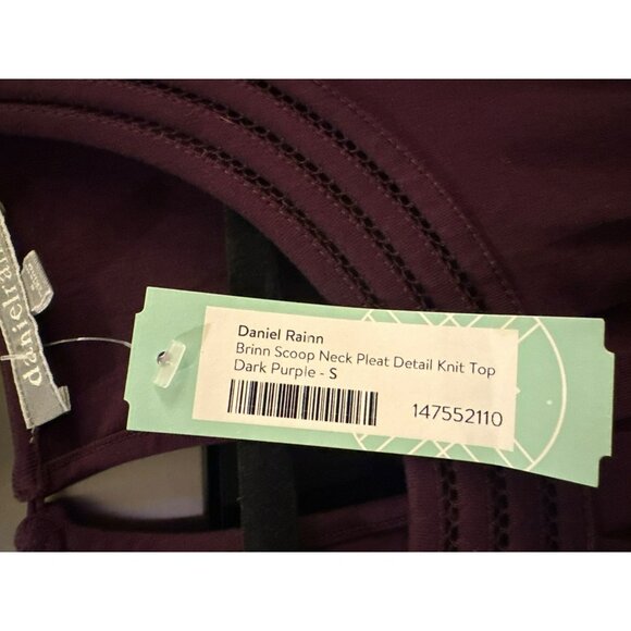 Daniel Rainn Brinn Scoop Neck Pleat Detail Knit Top Small Purple NWT Stitch Fix - Picture 3 of 5